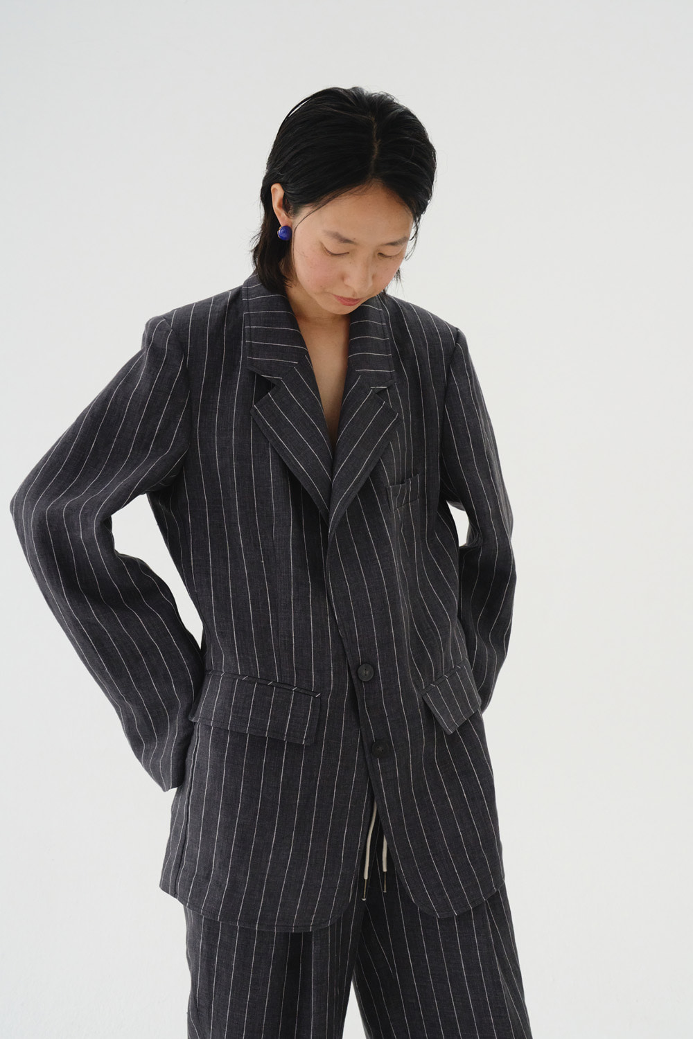 SOLD OUT *** Jacket Stripe Linen Charcoal Gray